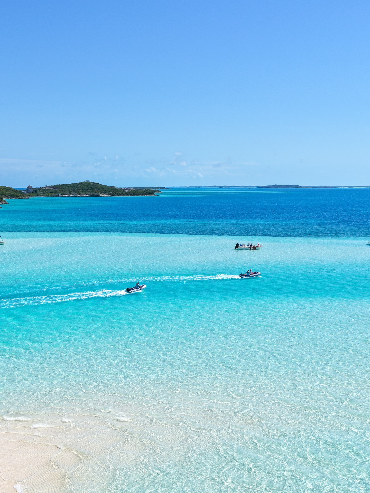 Elizabeth Harbor sandbar